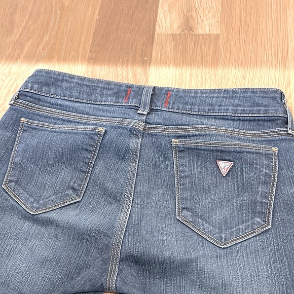 Adrianna Fit Vintage Guess Jeans - Picture 6 of 6